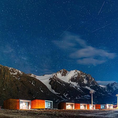Tenir Eco Hotel, Shymbulak Mountain Resort アルマトイ エクステリア 写真