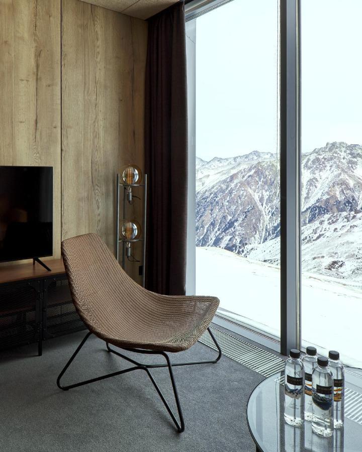 Tenir Eco Hotel, Shymbulak Mountain Resort アルマトイ エクステリア 写真